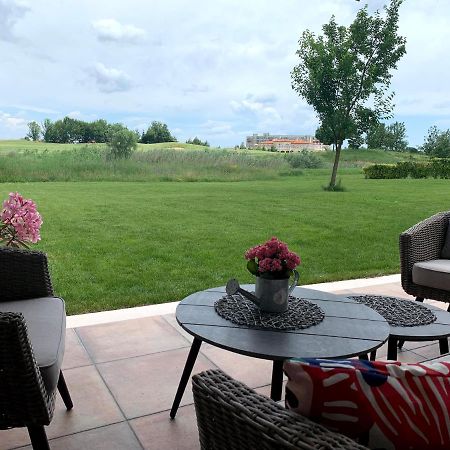 Lighthouse Golf Private Villa Lake View Balchik Extérieur photo